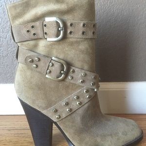 Joan and David boots